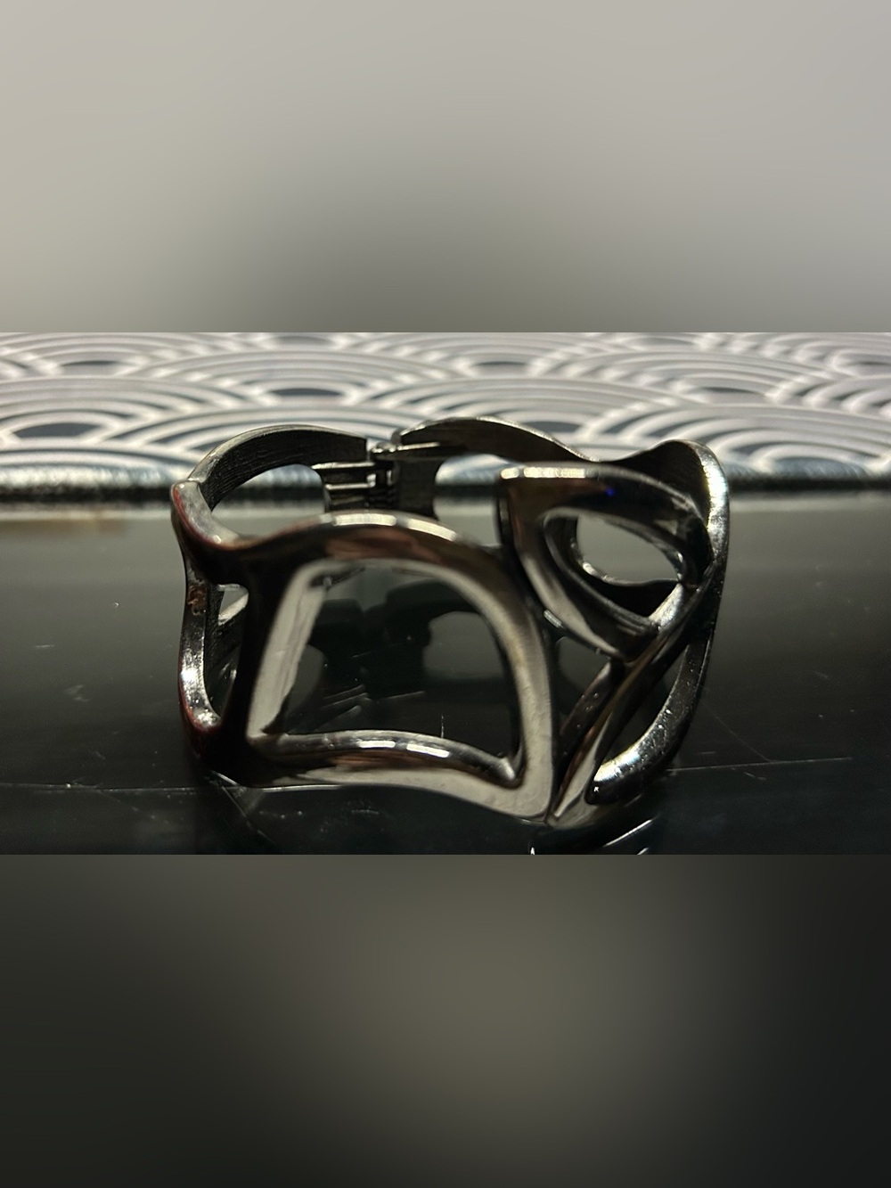 Hematite cuff women’s bracelet approx
2 3/4 in opening